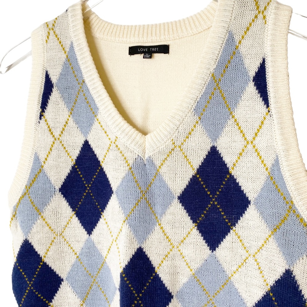 Love Tree Preppy Academia Argyle VNeck Plaid Checkered Knit Blue Cream Sweater L - Picture 6 of 8